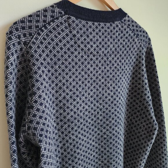 S Sweater Blue New Jos A Bank Small V Neck Nwt Winter Wool Blend Navy Diamond Sz - Picture 11 of 17